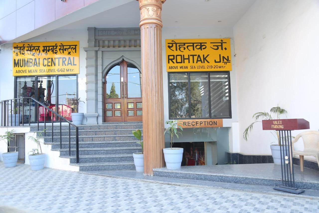 Inter Urban Hotel Rohtak Kültér fotó